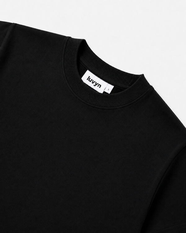 BLACK ESSENTIAL TEE