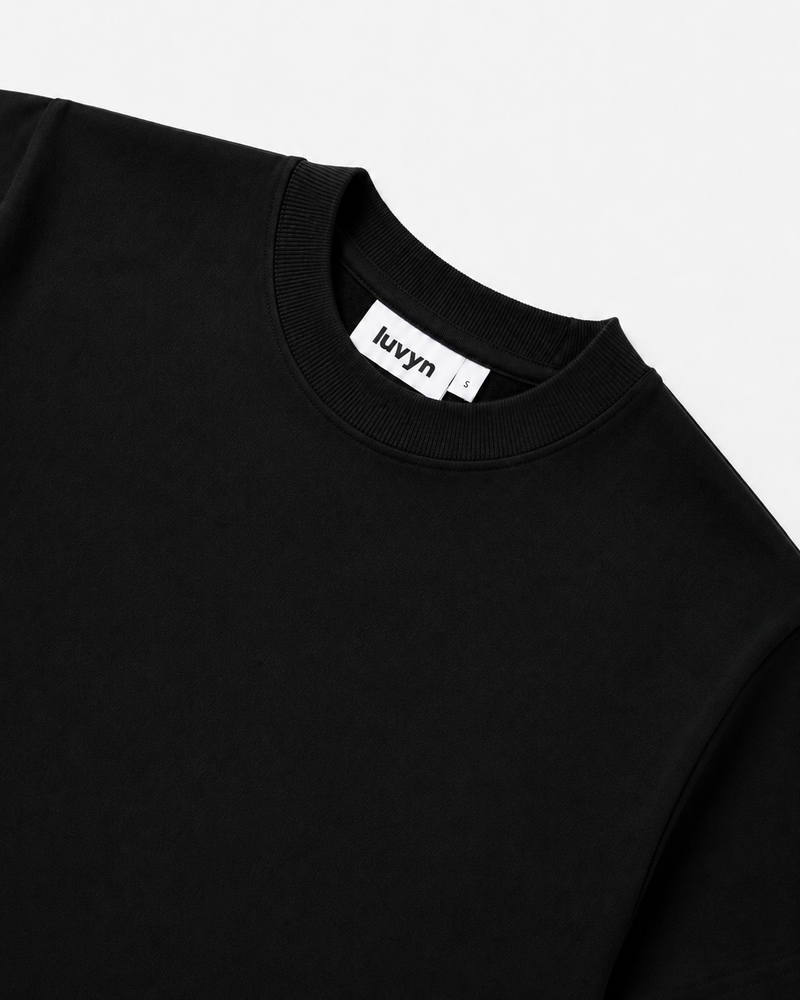 BLACK ESSENTIAL TEE