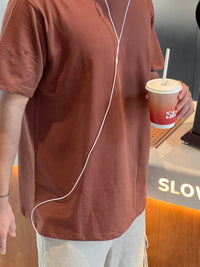BROWN ESSENTIAL TEE