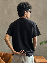 BLACK ESSENTIAL TEE